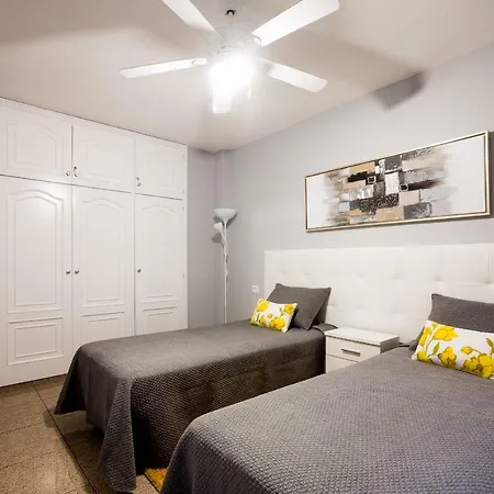 Flor Azul, Americas アパート