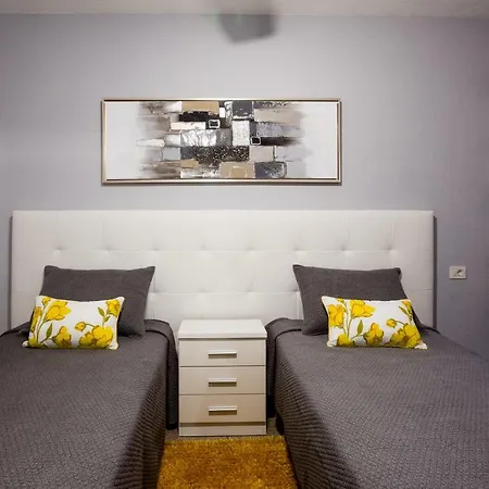 Flor Azul, Americas アパート