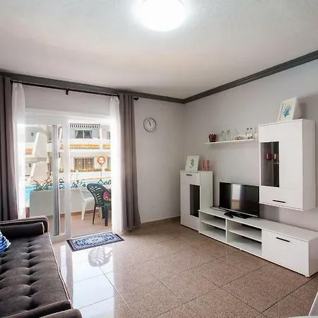 Flor Azul, Americas * プラヤ・デ・ラス・アメリカス